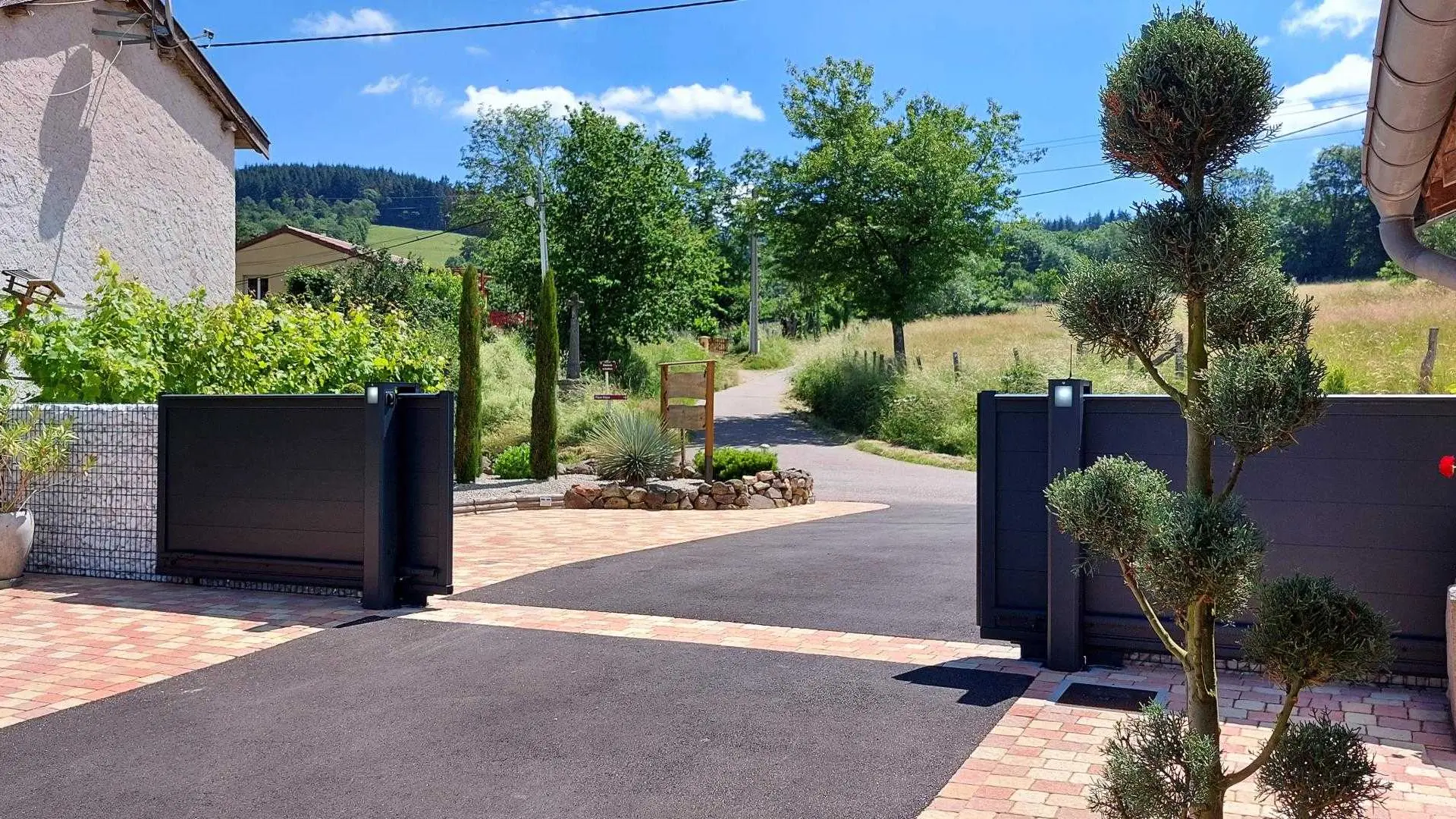 Portail  automatisé avec BIP pour l?ouverture