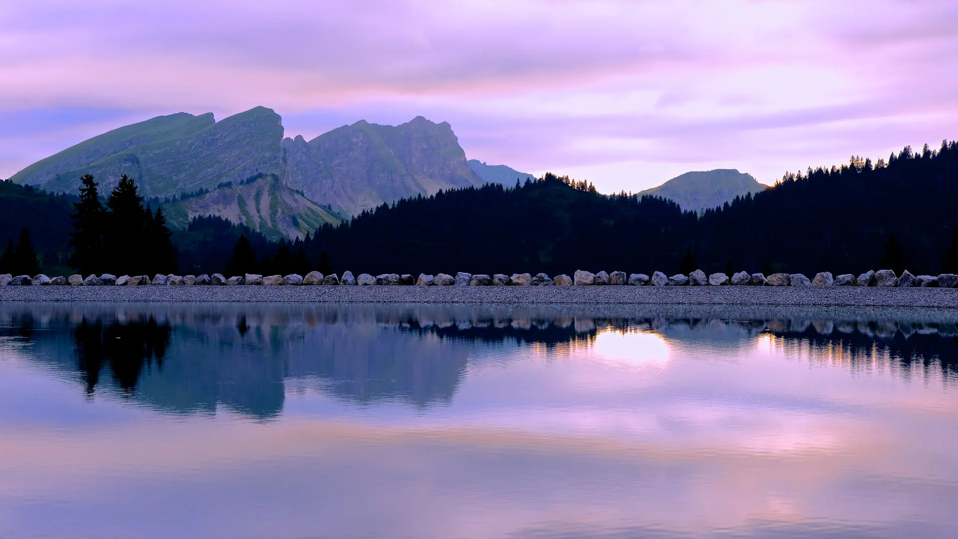 Lac des Queysets-Châtel