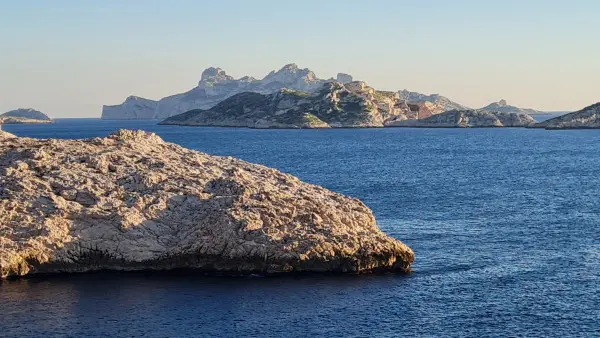 Calanques Park visit by e bike with virtual guide