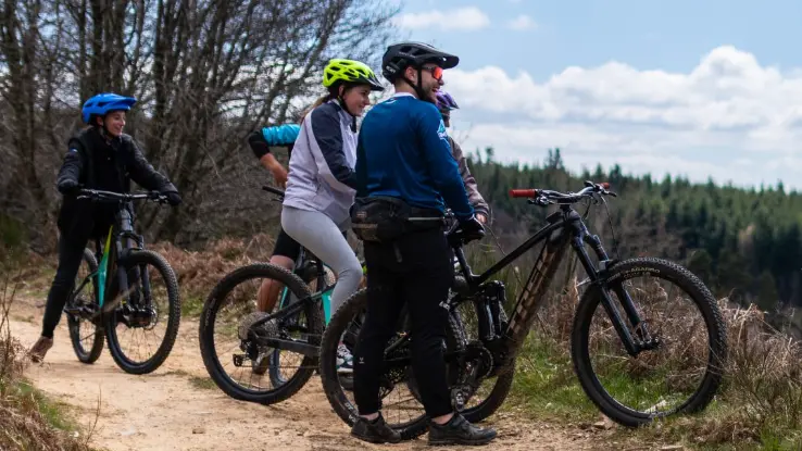 REVE BIKE - Matteo DUBILLOT - Location de VTT et VTTAE - Estivareilles 42380