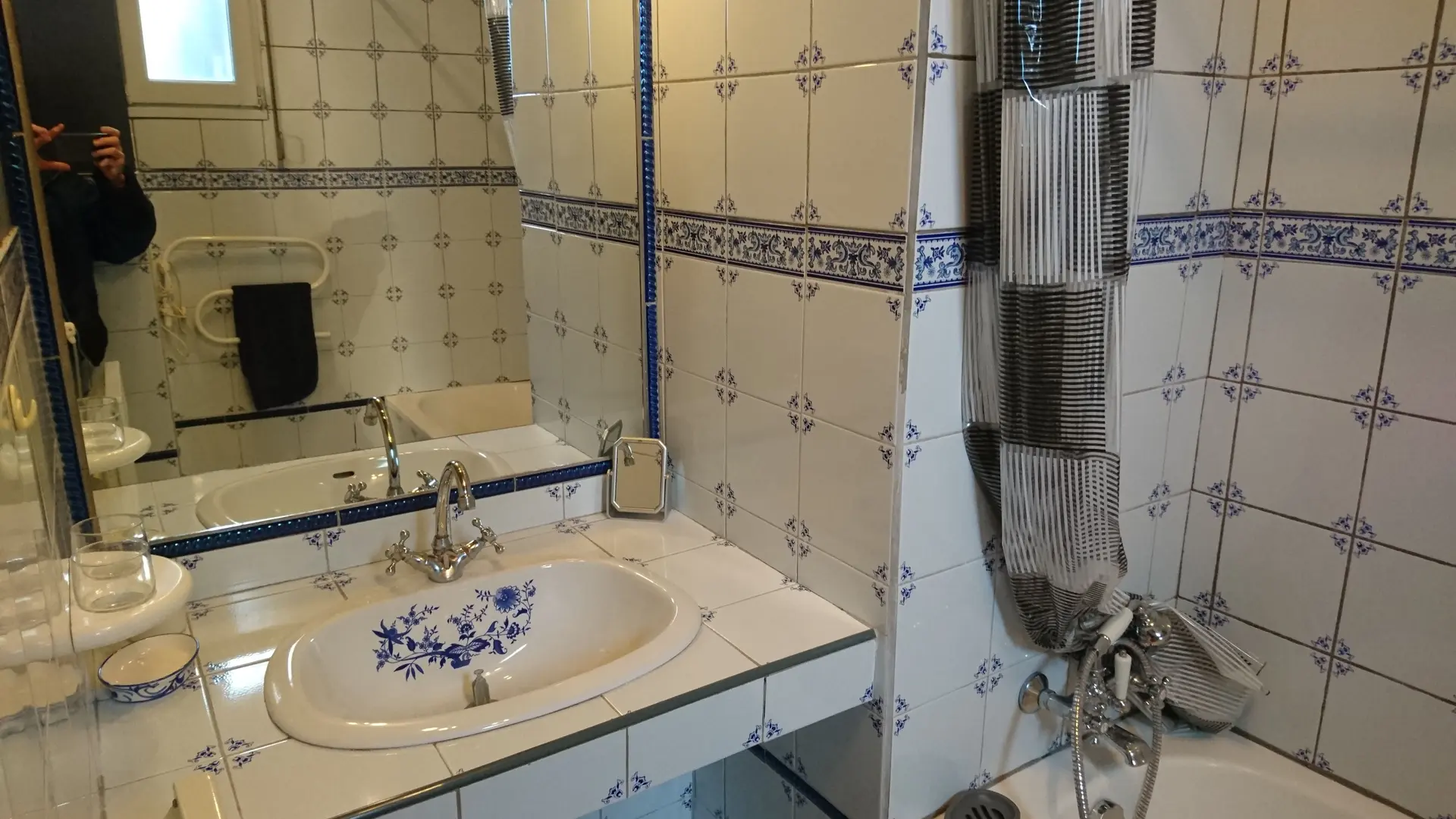 salle de bain privative en rez de chaussée