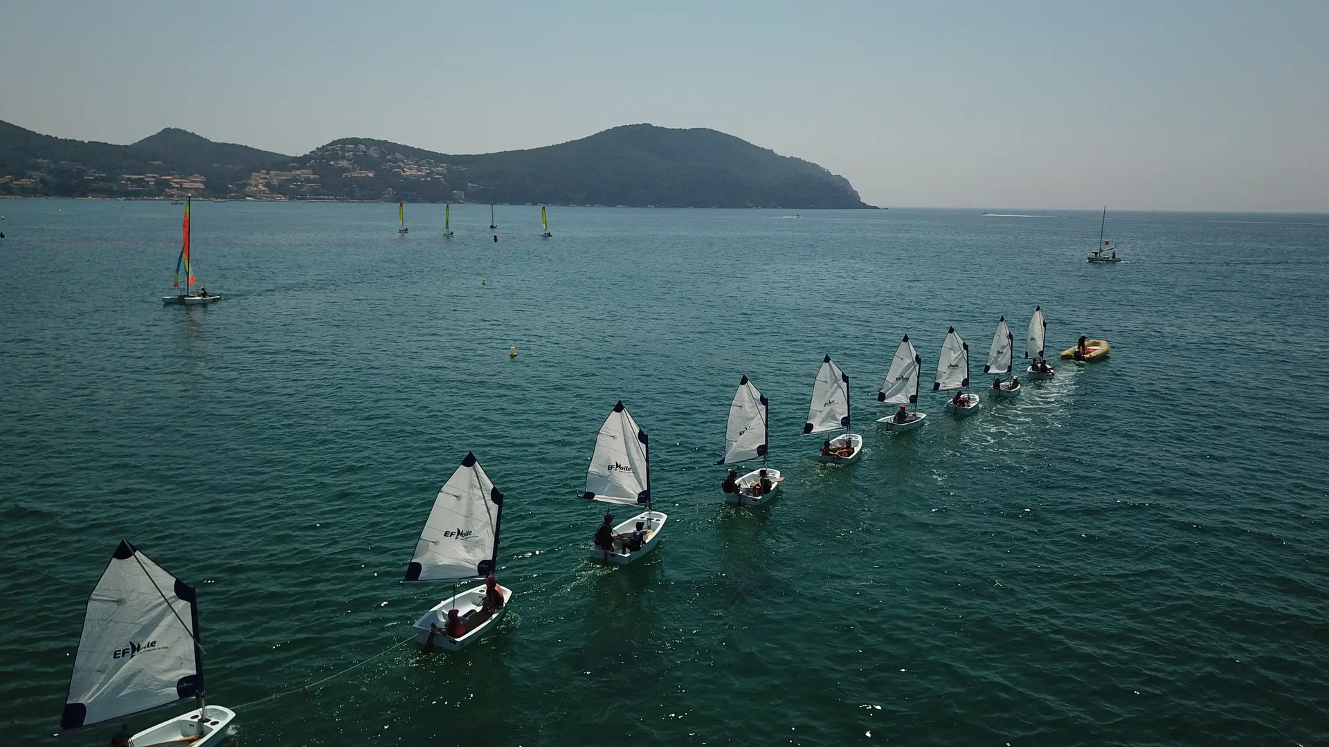 Stages Les Moussaillons : Découverte du milieu marin, voile et multi-activités