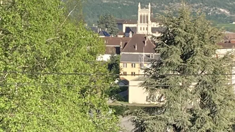 la vue depuis le jardin