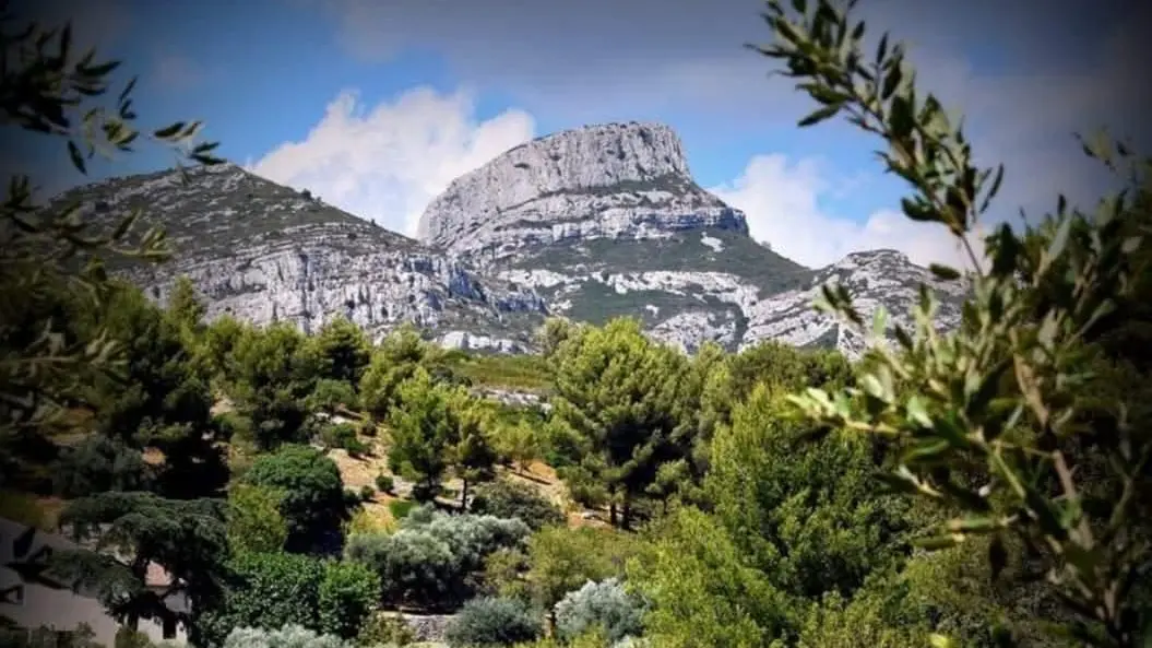 Le Garlaban depuis notre campagne