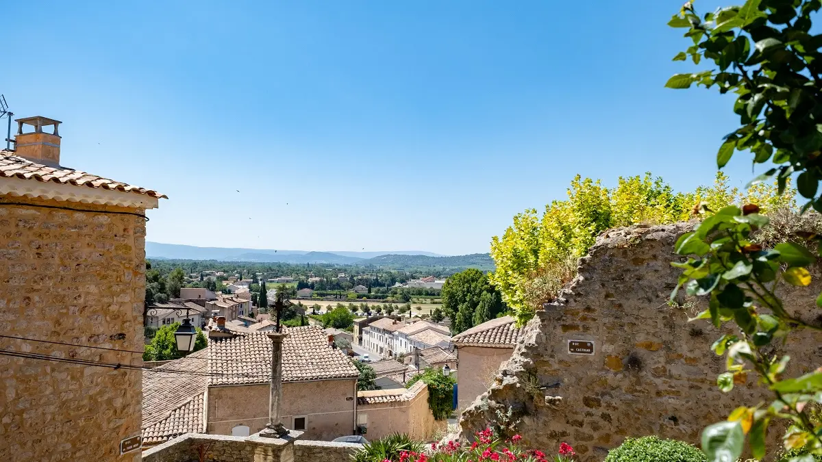 Vue sur le vieux village