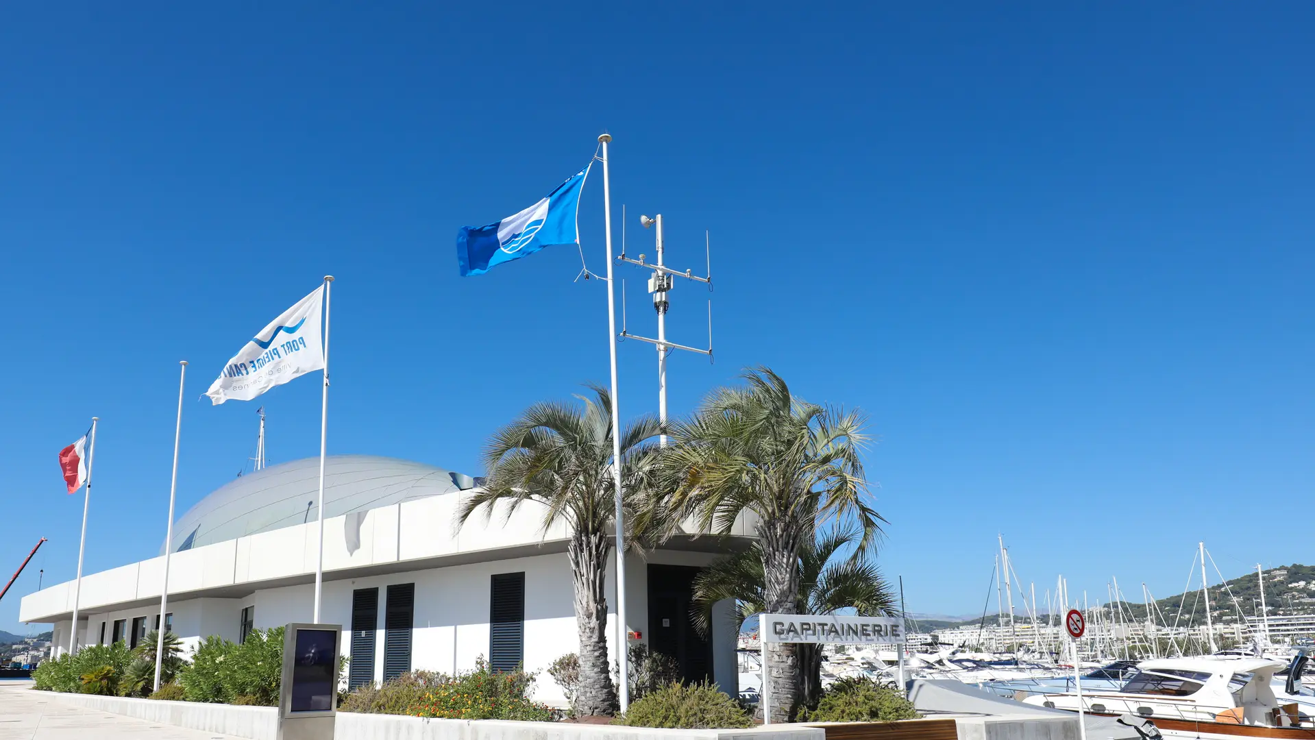 Capitainerie Port Pierre Canto