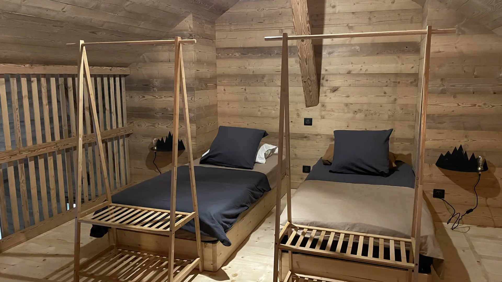 Les Balcons Jaunes Appartement 2 - 8 personnes - Samoens Alpes - Haute Savoie - Chambre
