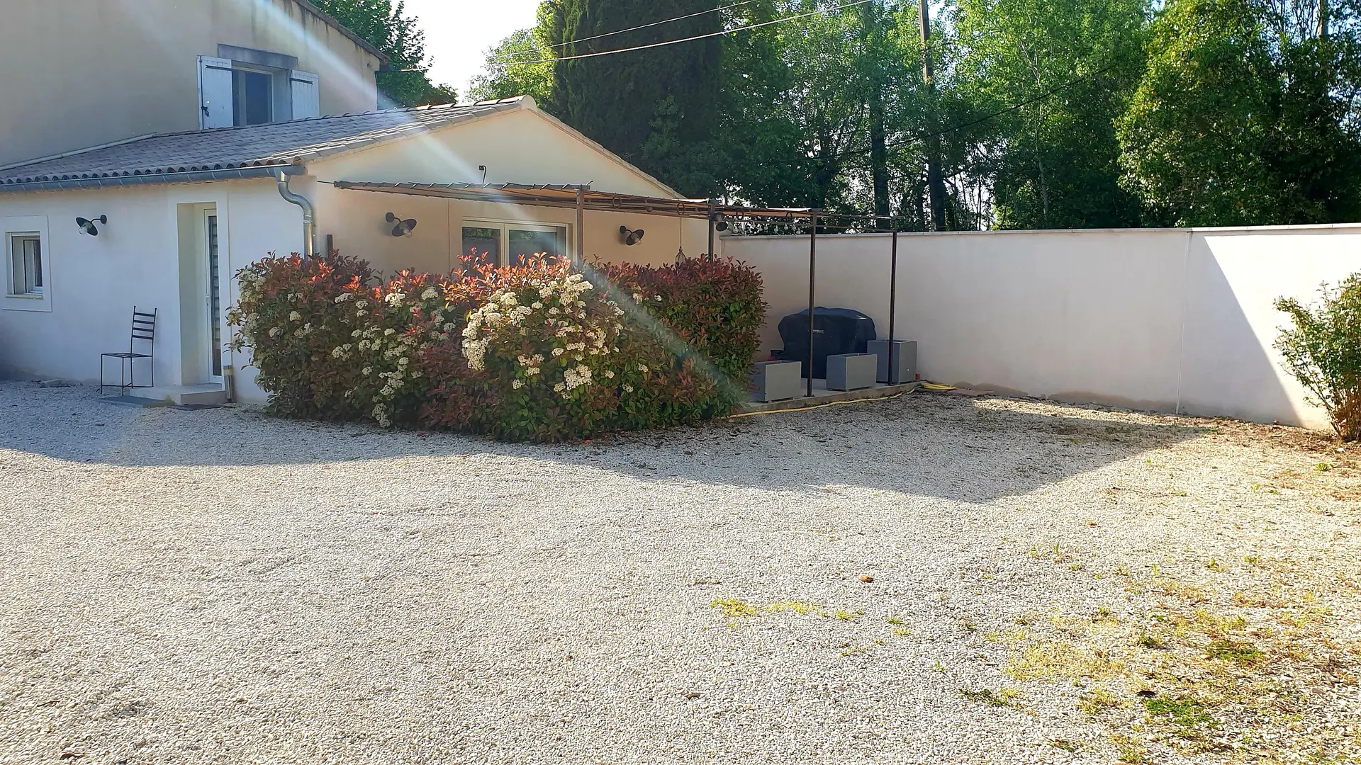 Gîte Mas des Roumaises_Le Thor parking