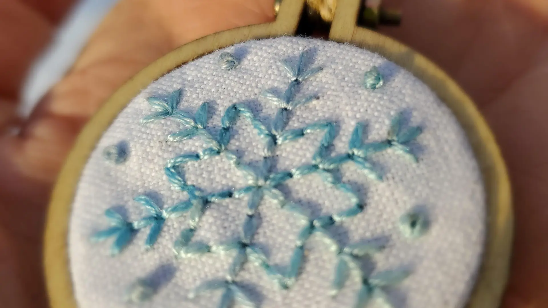 Broderie flocon de neige