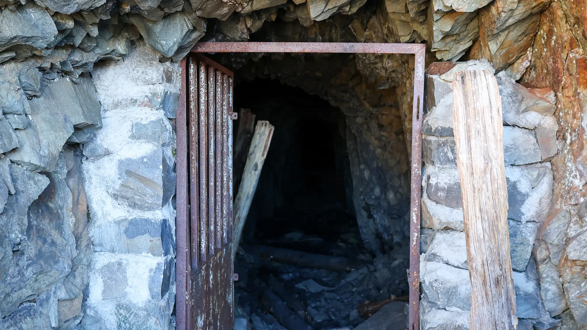 Entrée de la mine du Chardonnet