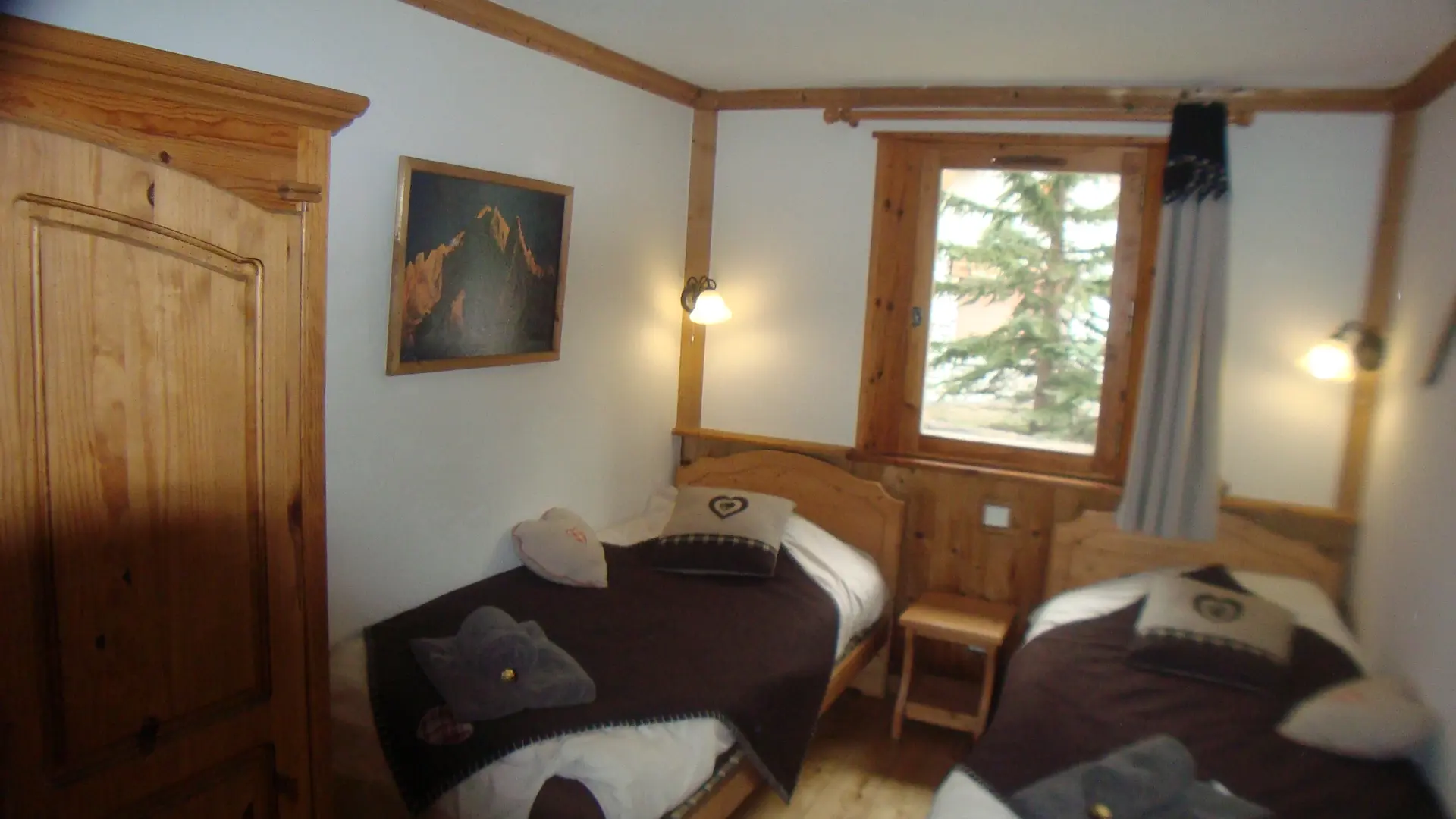 Appart 1 - Chambre 2 - Chalet Avalin