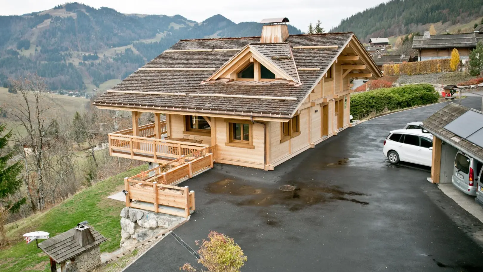 vue sur parking et garages