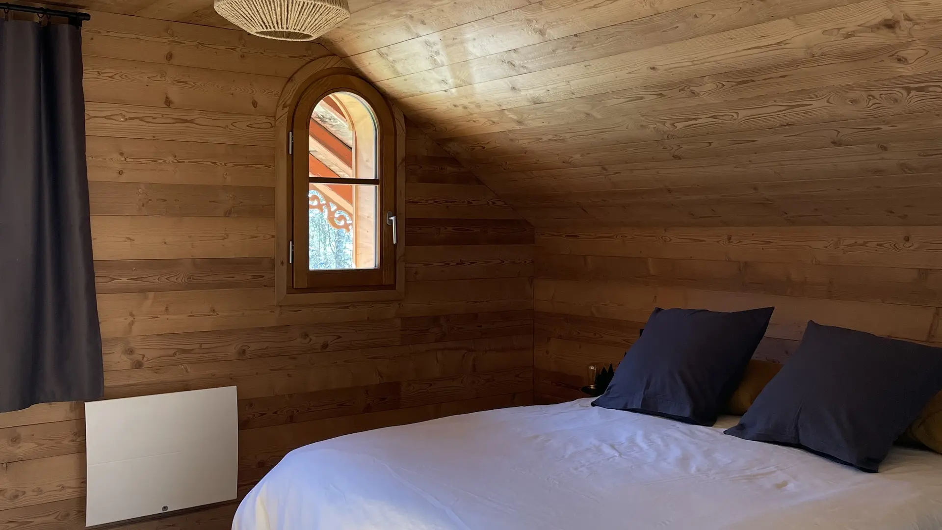 Les Balcons Jaunes Appartement 2 - 8 personnes - Samoens Alpes - Haute Savoie - Chambre double