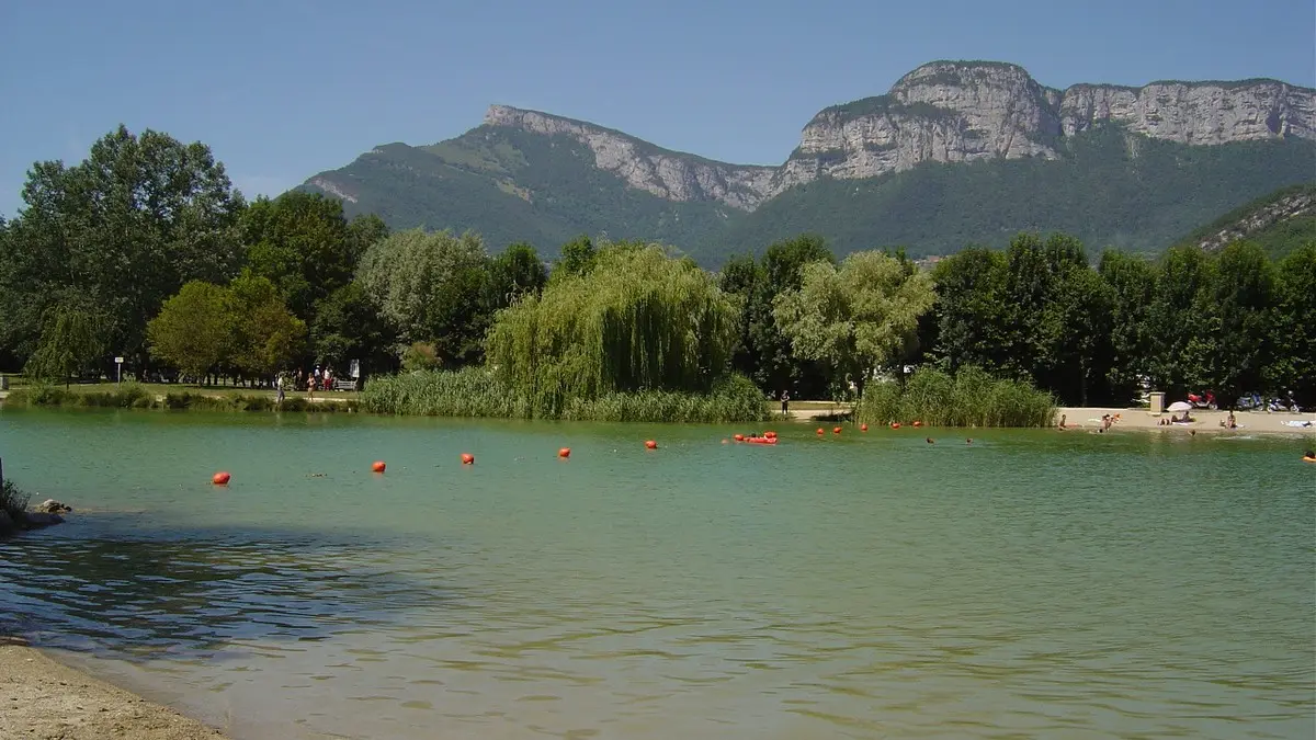 Plan d'eau de Challes-les-Eaux