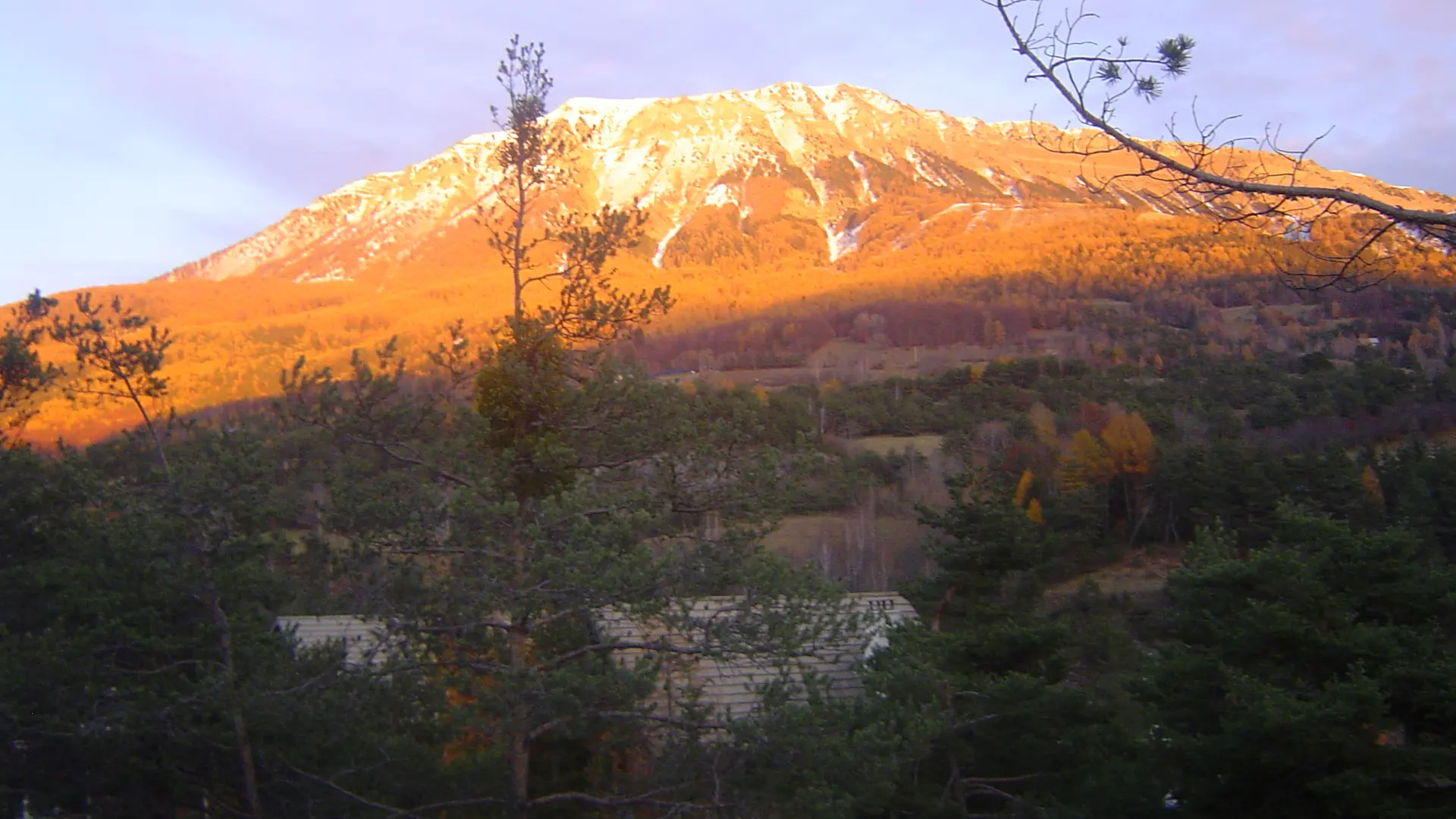 Vue sur la montagne