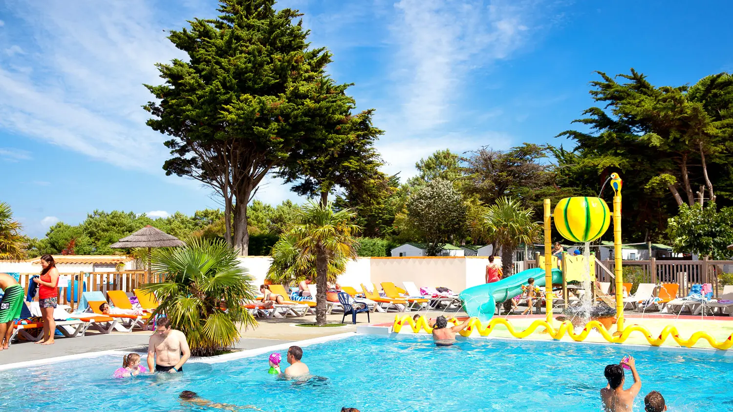 Piscine Camping Les Peupliers