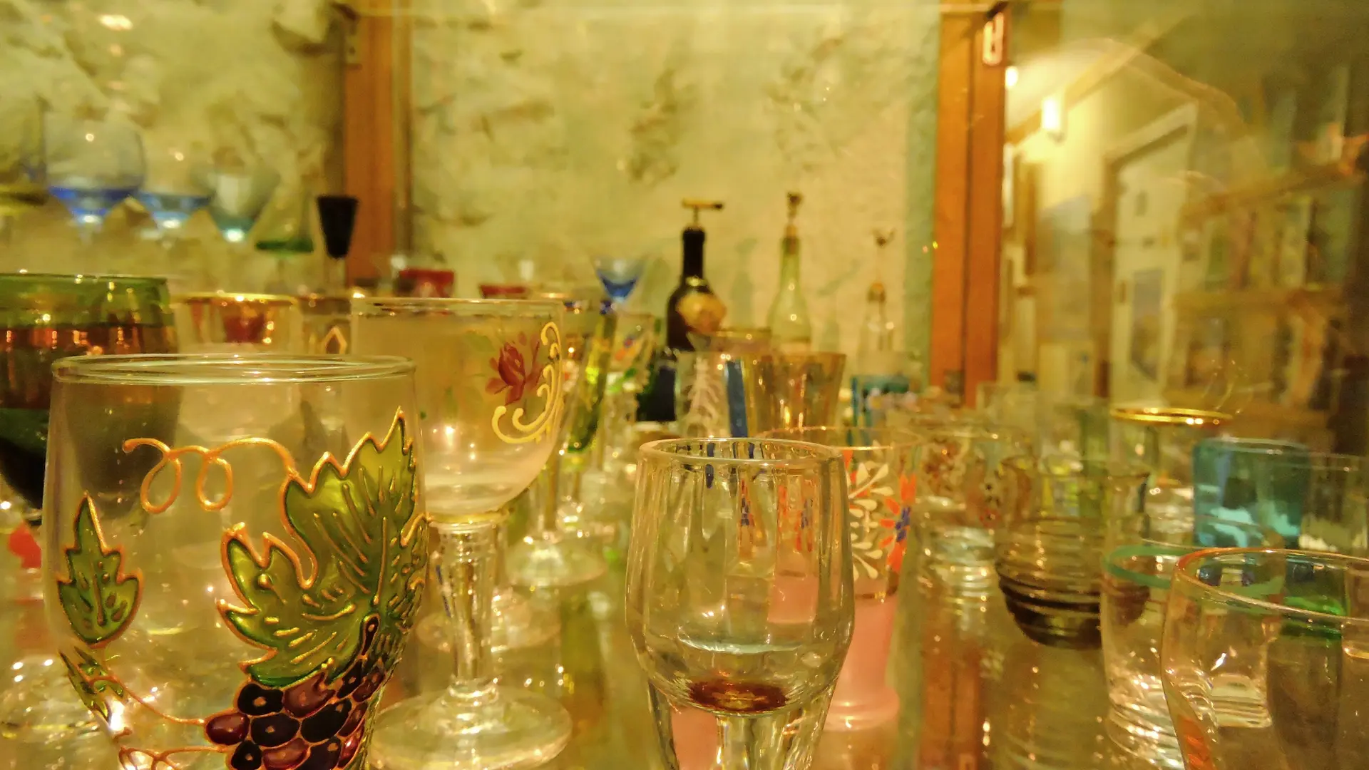 Collection de verres à liqueur