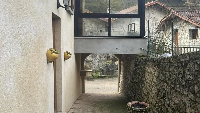Accès à la rue de la suisse