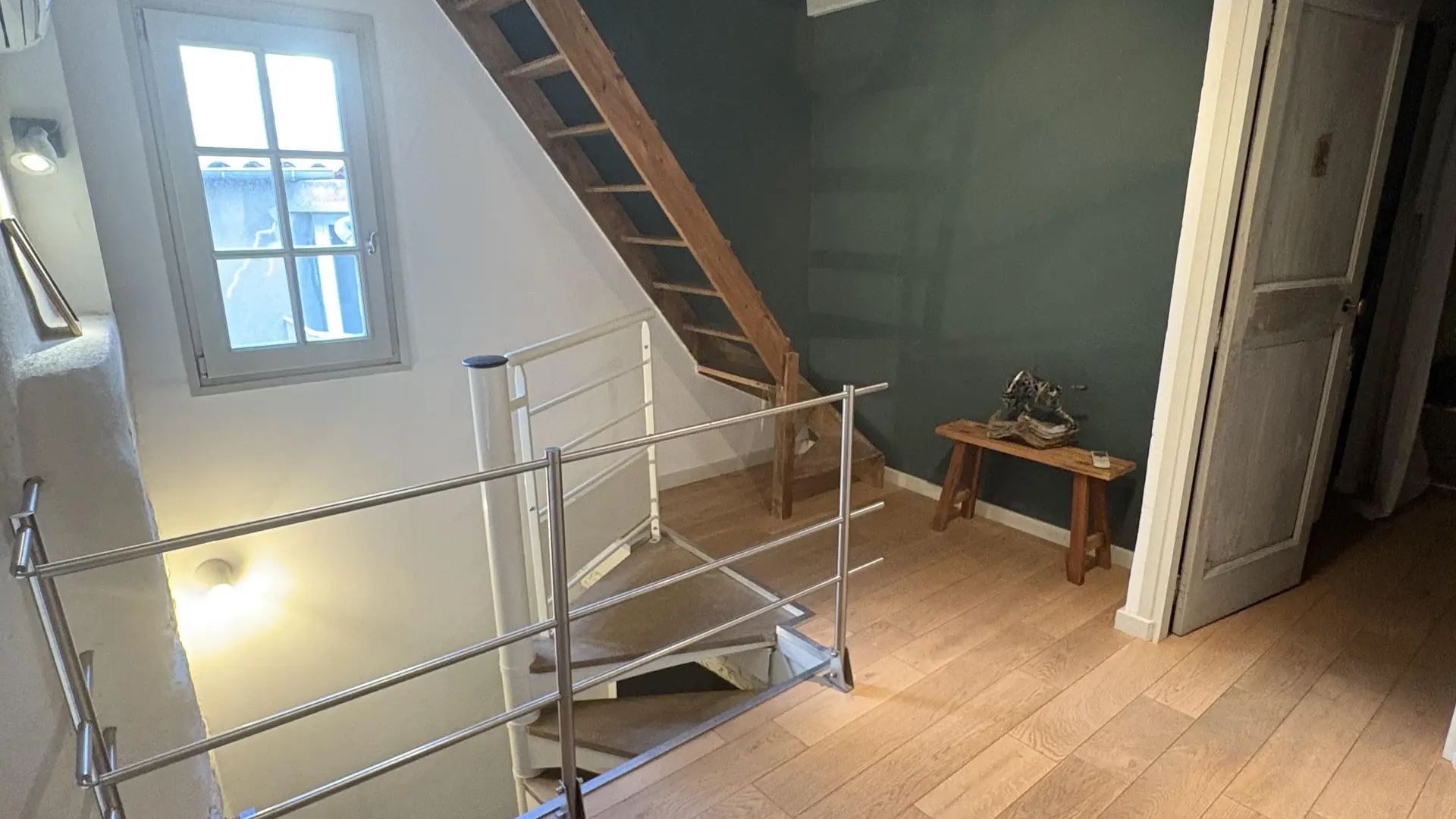 Hall escalier - vue 2