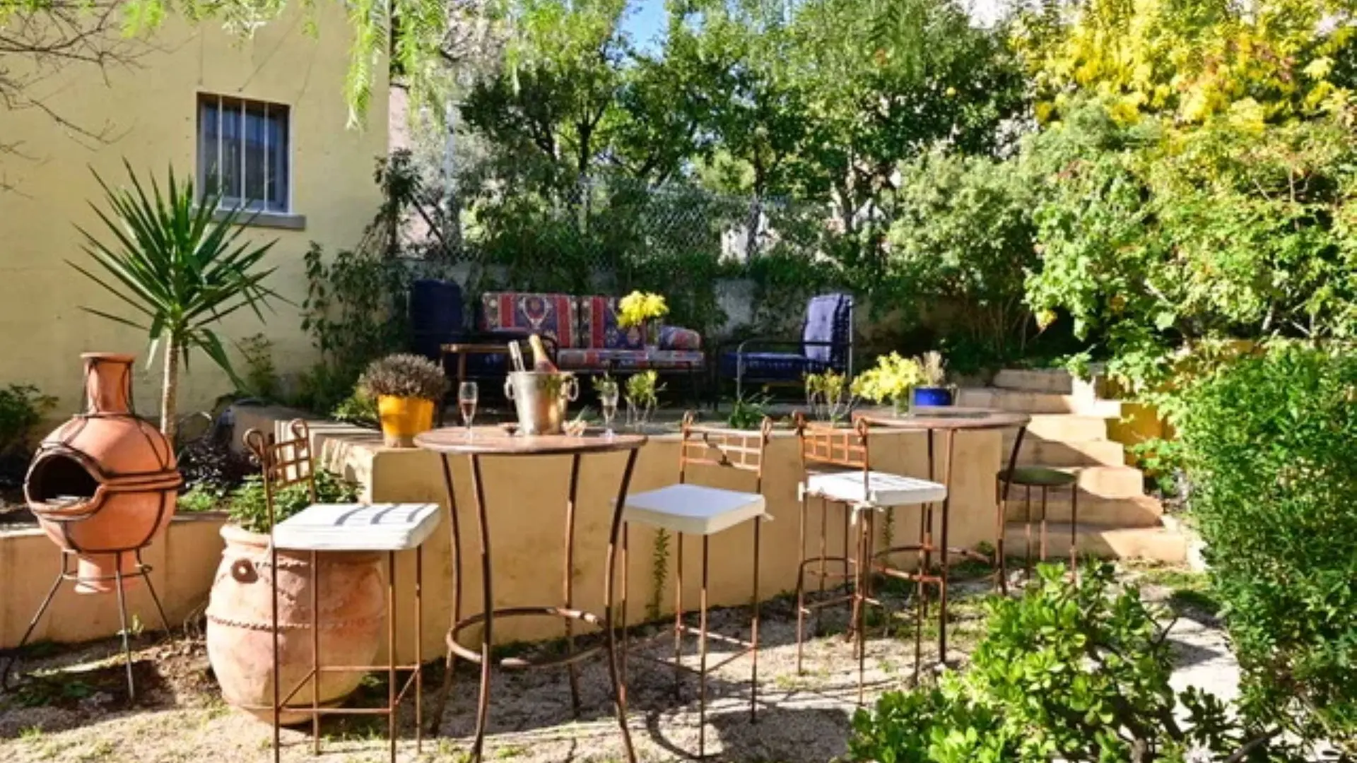 Coin salon bar du jardin