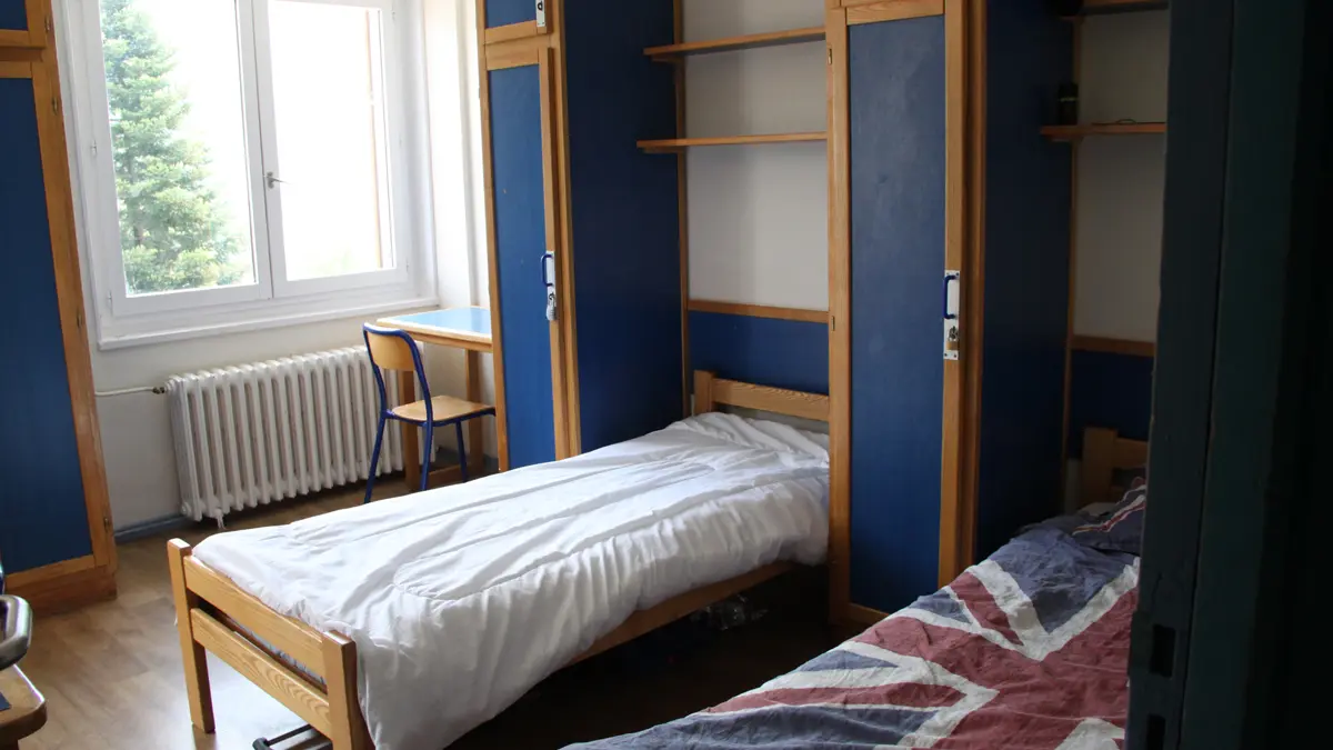 Lycée Poutrain à St Jean St Nicolas, vallée du Champsaur