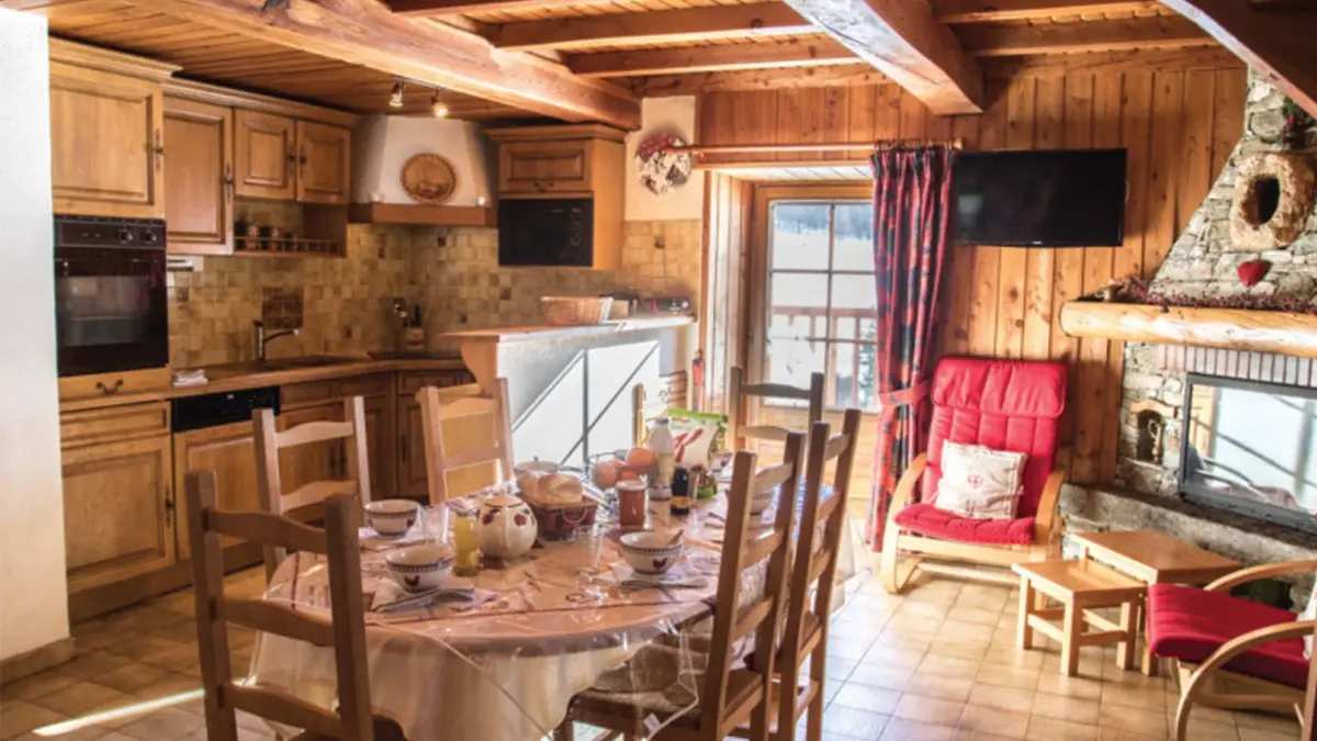 Salon / Salle à manger et cuisine  - Maison André Val d'Isère Tourisme