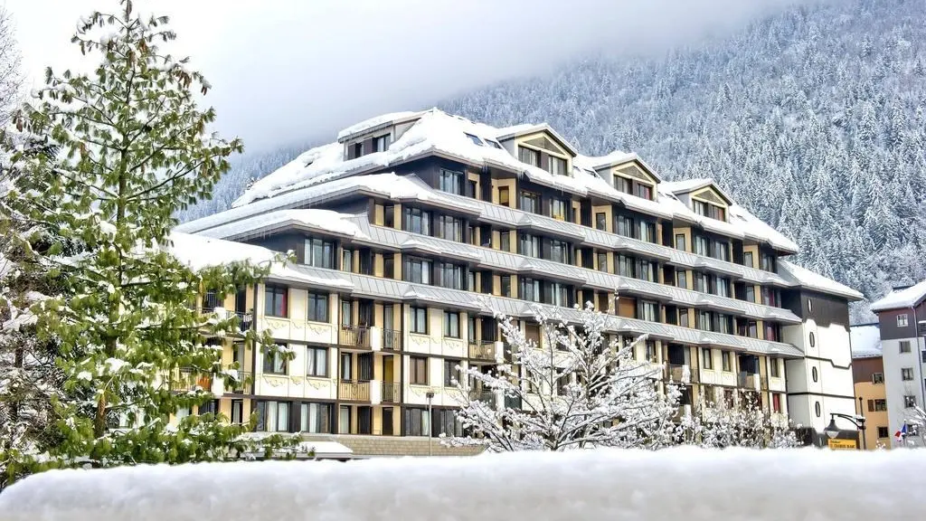 Vue de l'immeuble depuis l'avenue de courmayeur