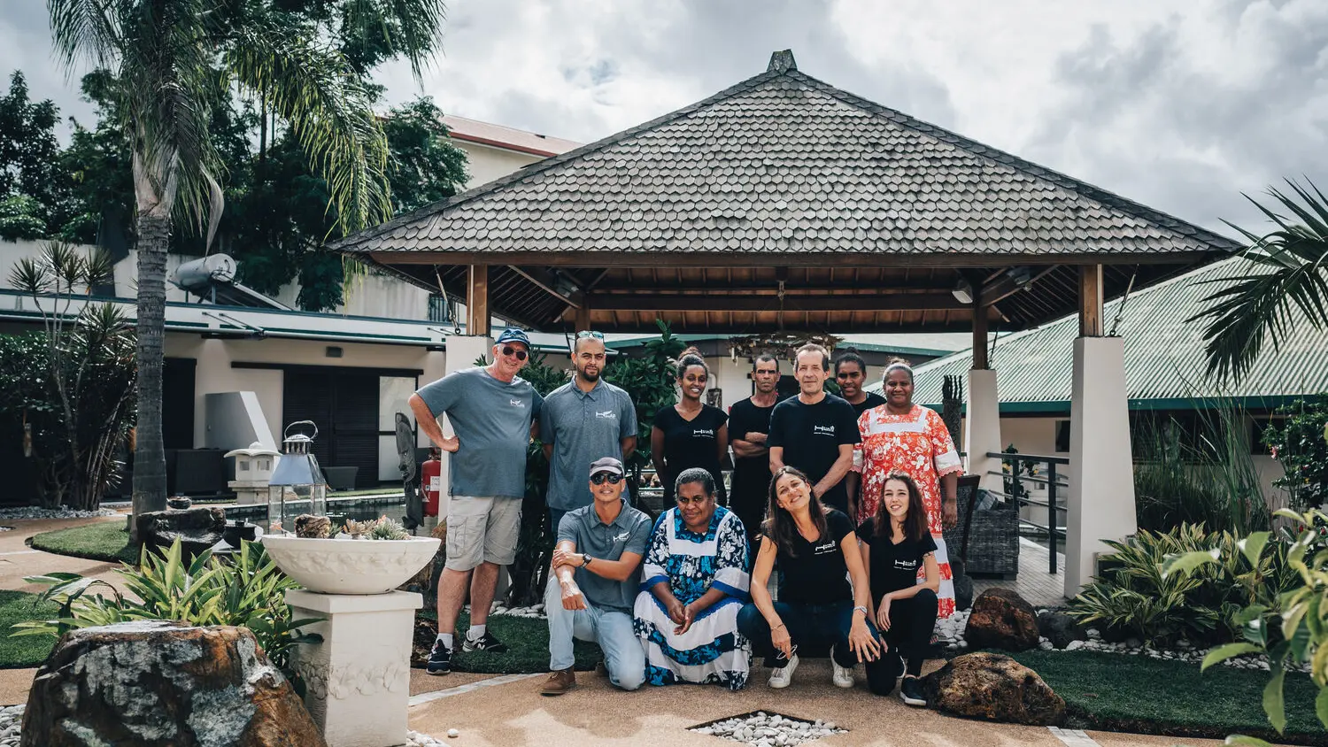 staff, équipe, Hôtel Hibiscus, Hôtel Hibiscus, Koné