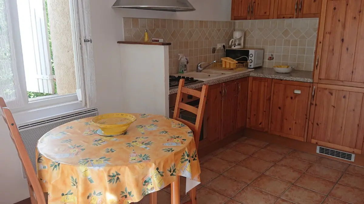 Domaine du Chêne Vert - Gîte La Ruche - Cuisine tout équipée