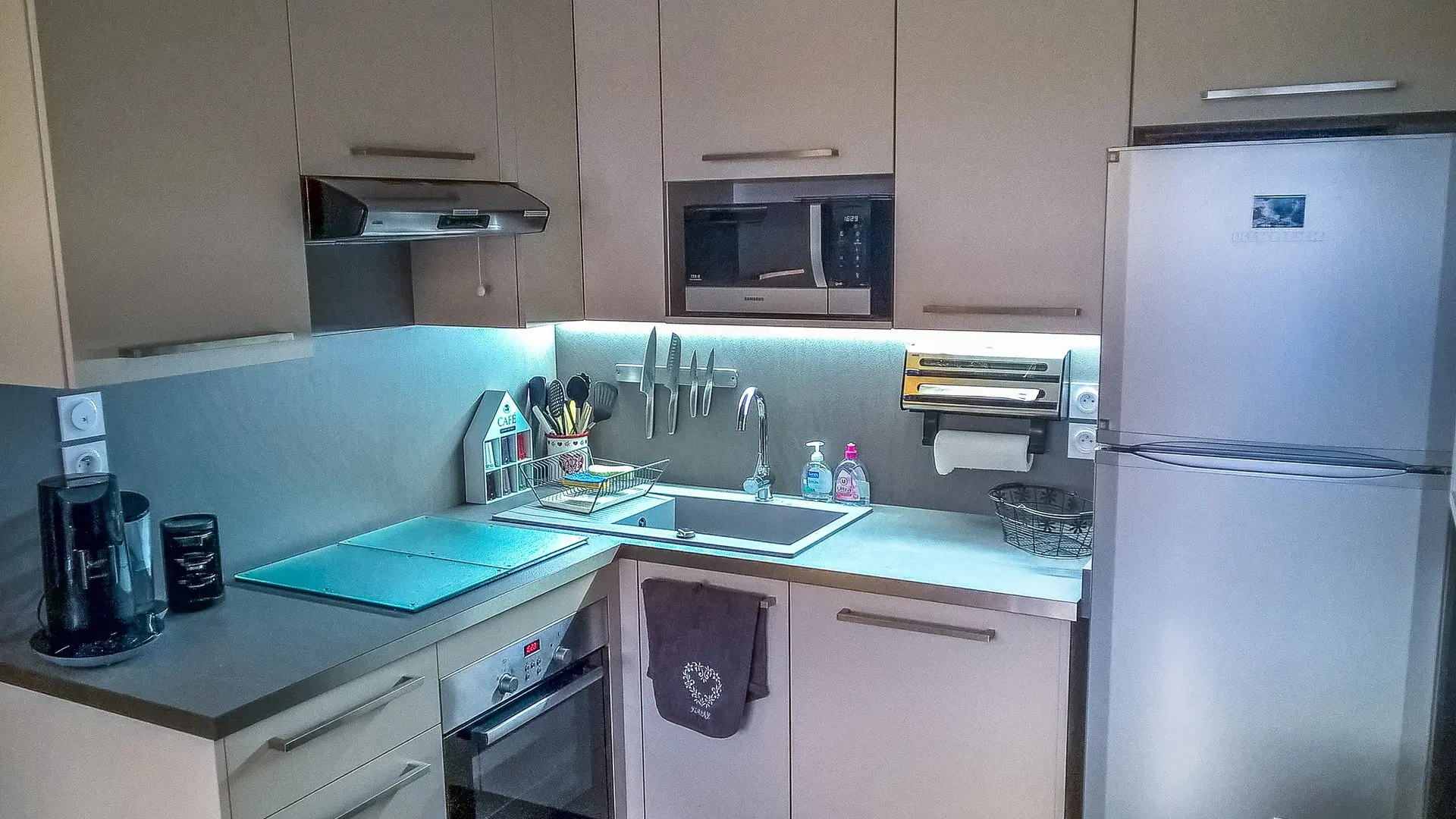 Coin cuisine tout équipé