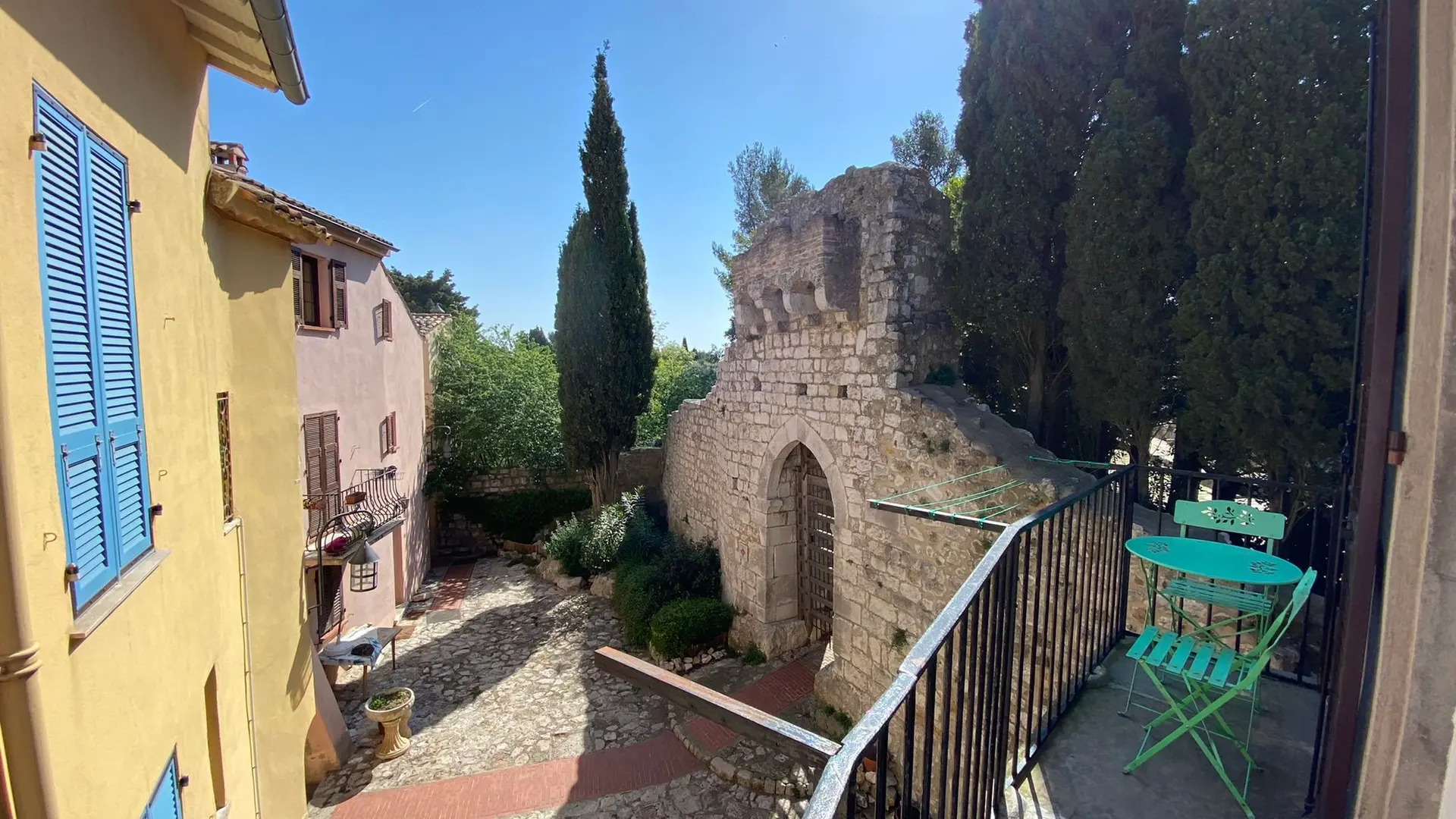 Le Mito-Balcon-La Turbie-Gîtes de France des Alpes-Maritimes