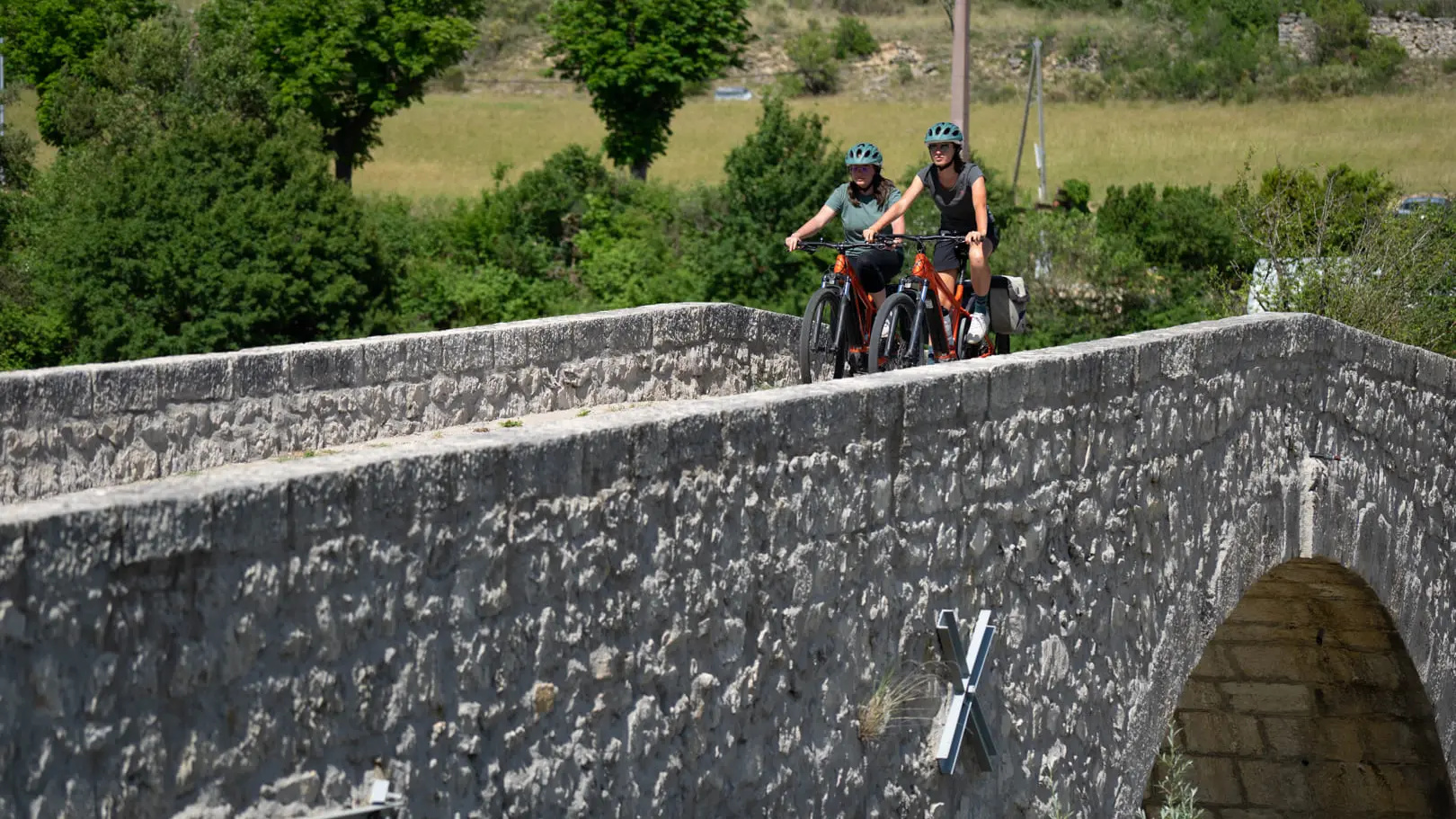 Sur le pont de Trigance