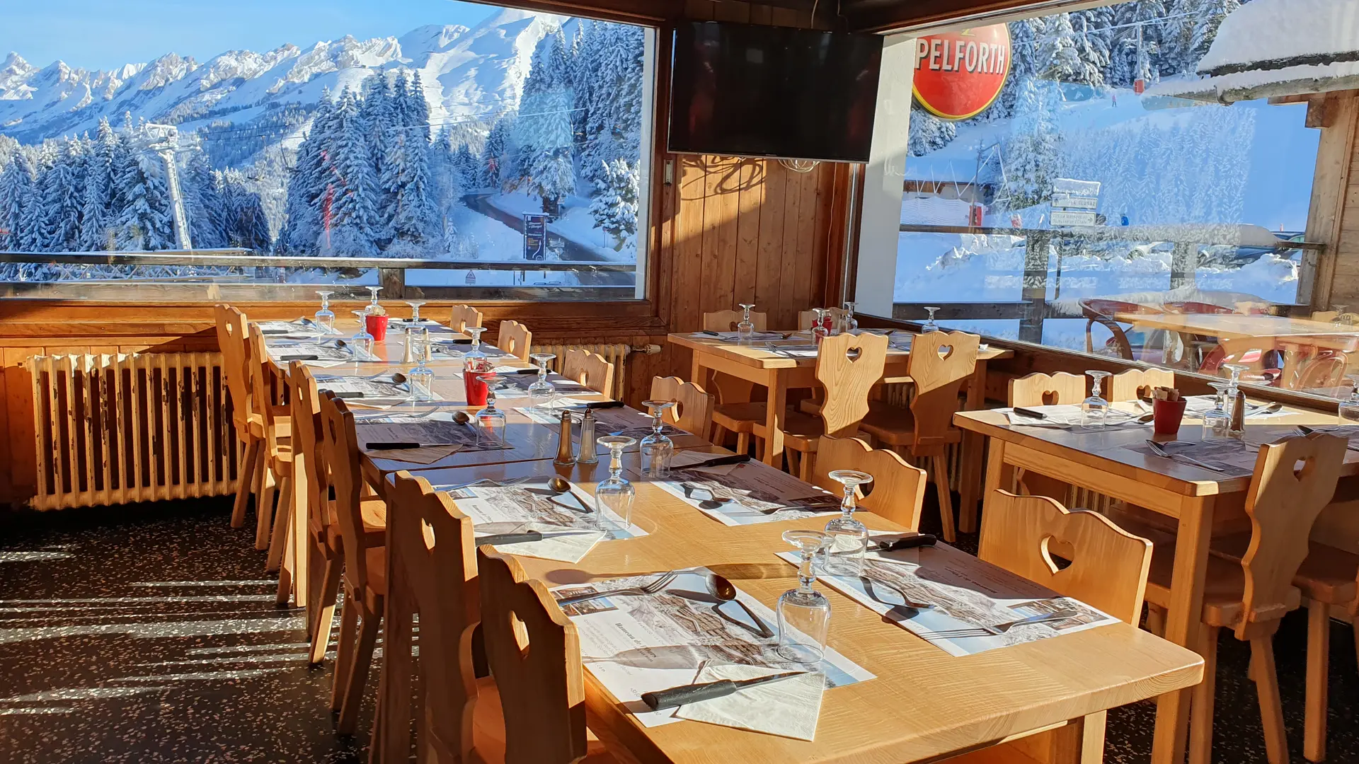 Intérieur du restaurant Les Rosières