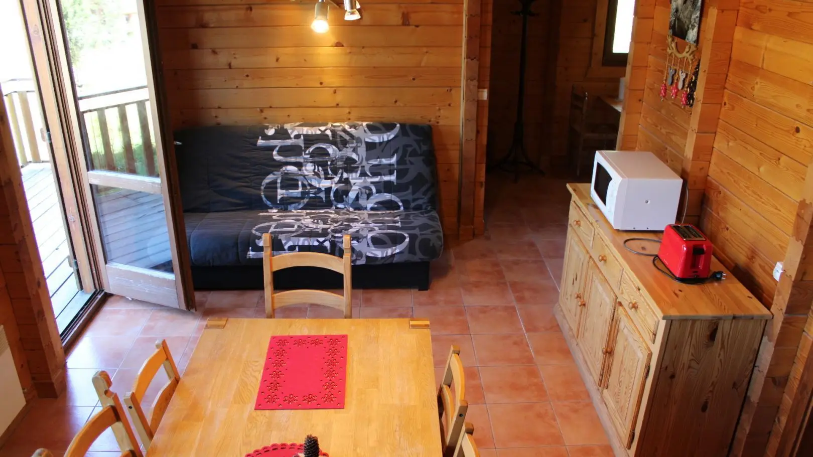 Gîte Les Castors-Séjour-Roubion Les Buisses-Gîtes de France des Alpes-Maritimes