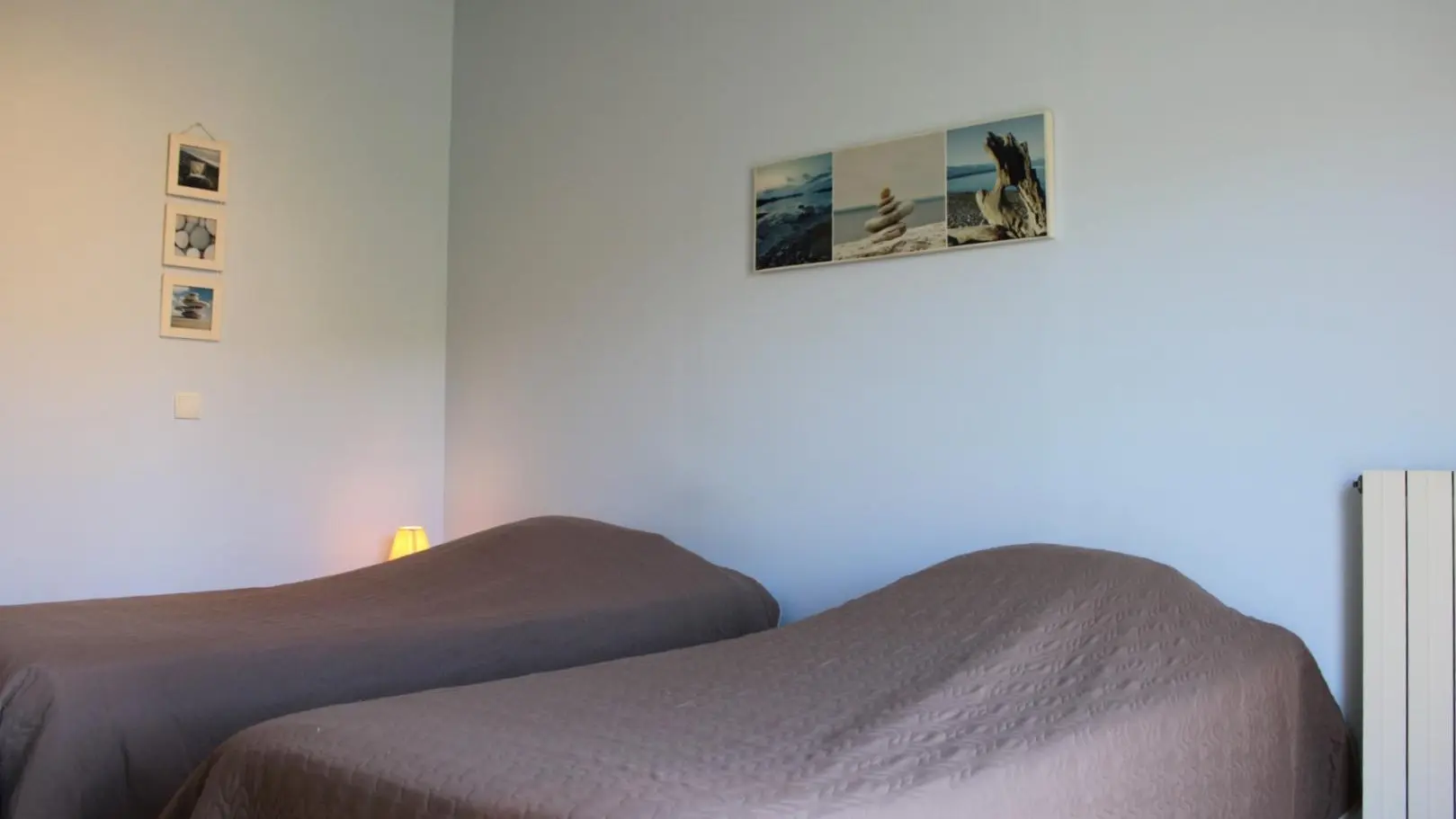 Gîte Ferion-Chambre-double-Contes-Gîtes de France des Alpes-Maritimes