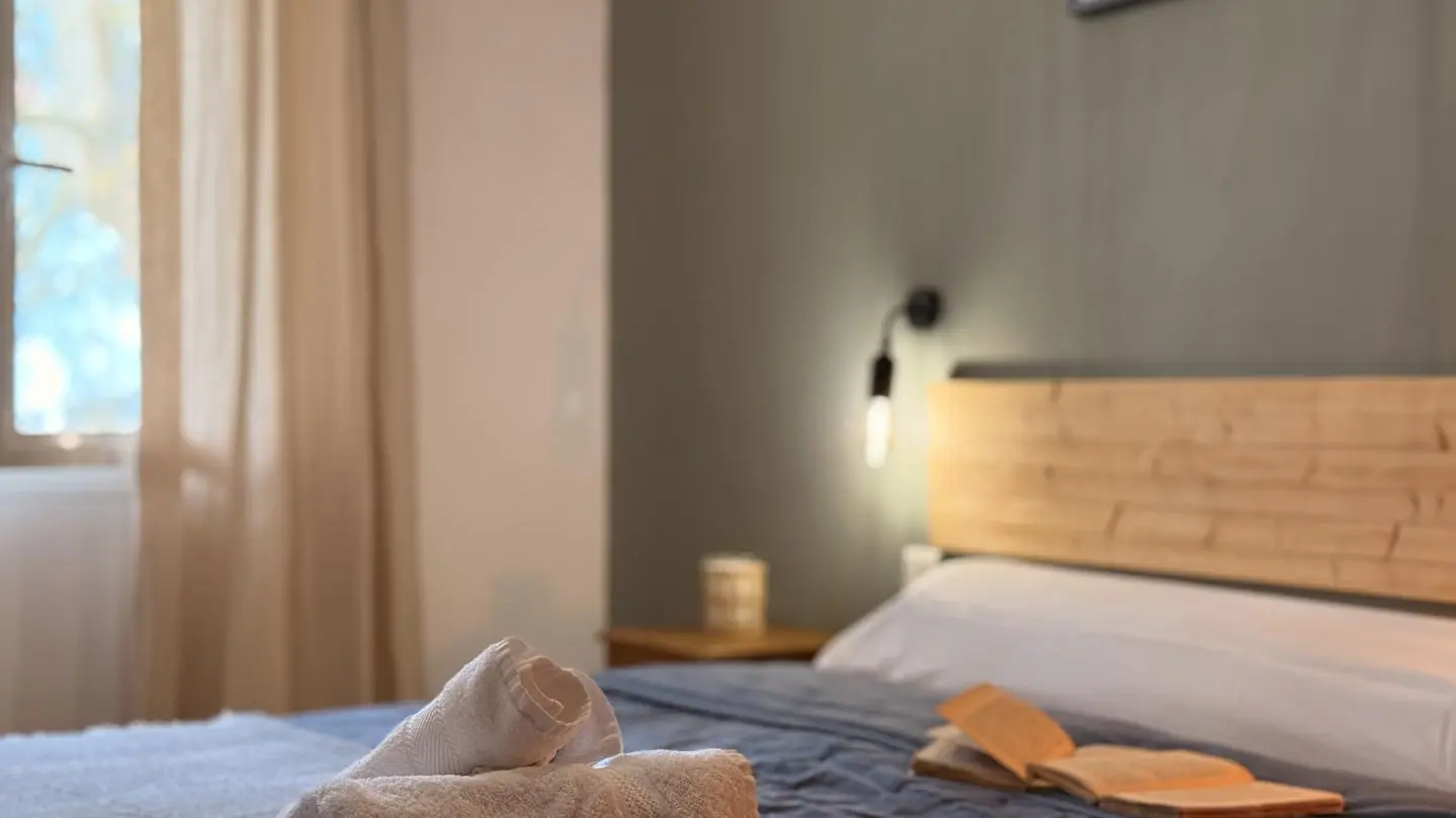 Chambre avec lit en 160