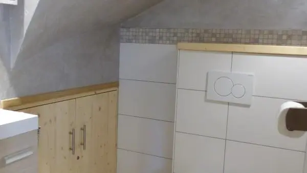 WC indépendant (un par niveau)