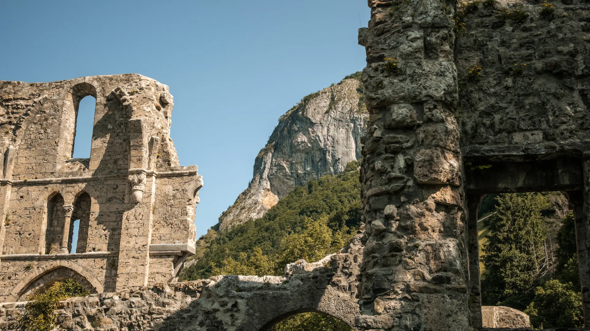L'Abbaye d'Aulps et la Chaux