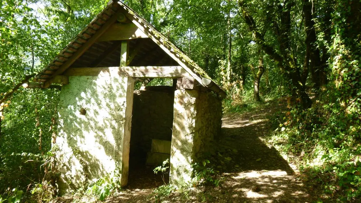 Sarto, maisonnette située dans les vignes, servant de cellier