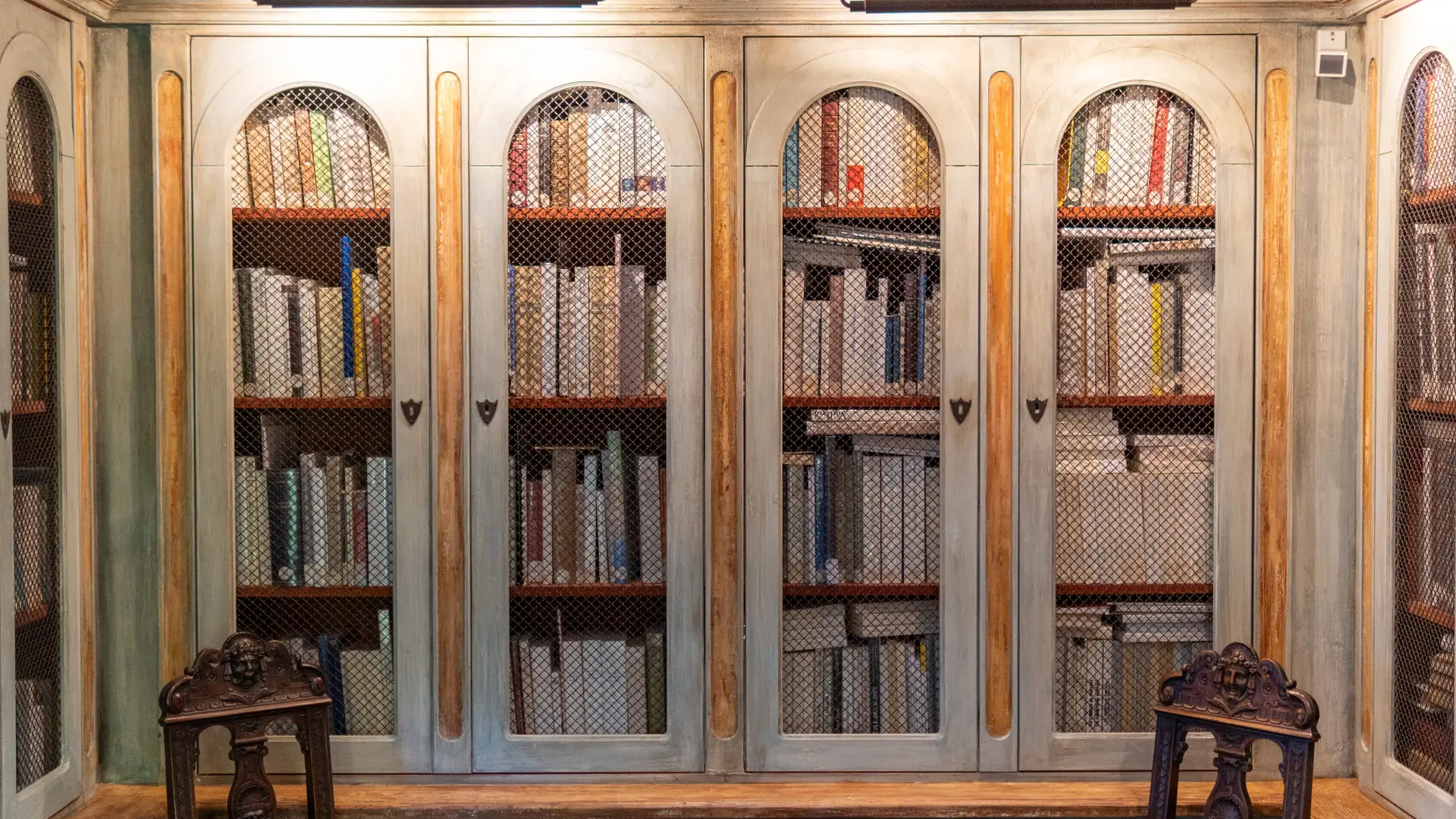 Libraire du musée François pétrarque