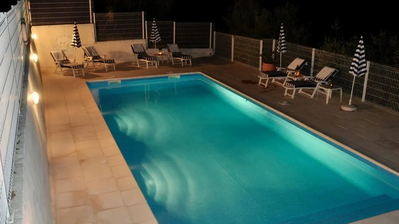 Piscine Gîte Le Palmier Gîtes de France Côte d'Azur Alpes-Maritimes à Bendejun