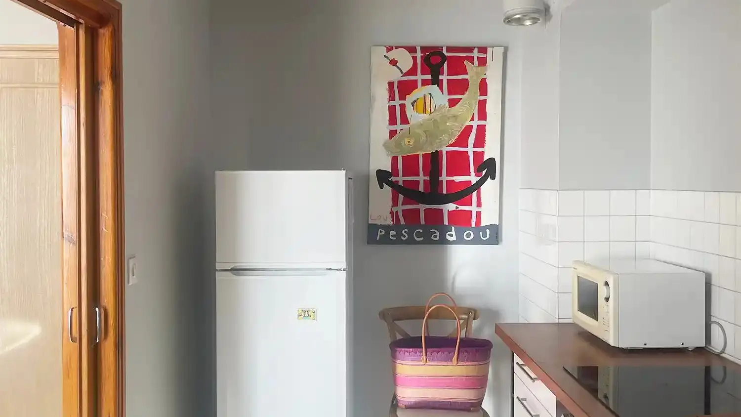 Yolaine et Marcel_L'Isle-sur-la-Sorgue cuisine de l'intérieur