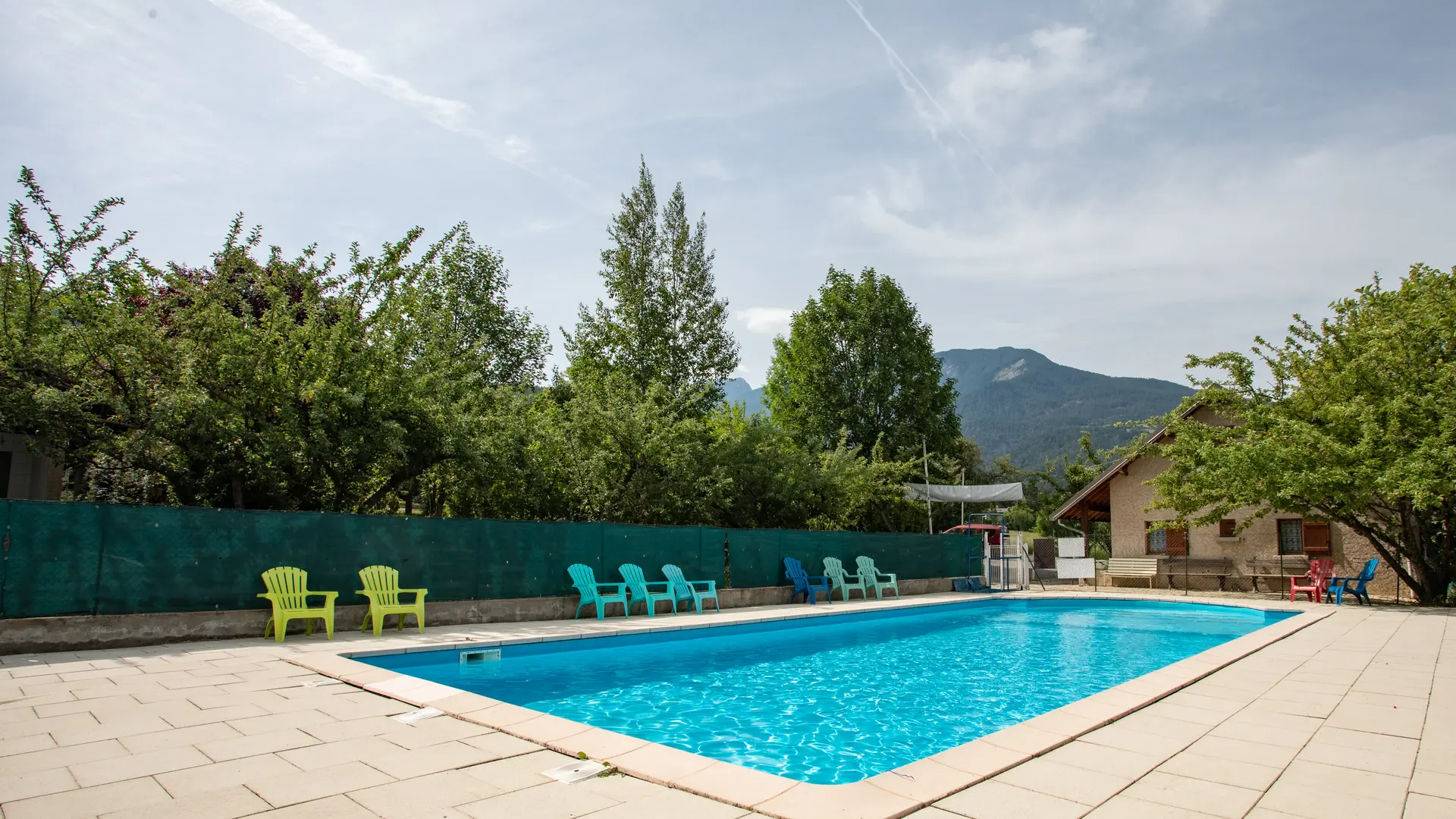 Piscine - Camping Les Esparons EMBRUN