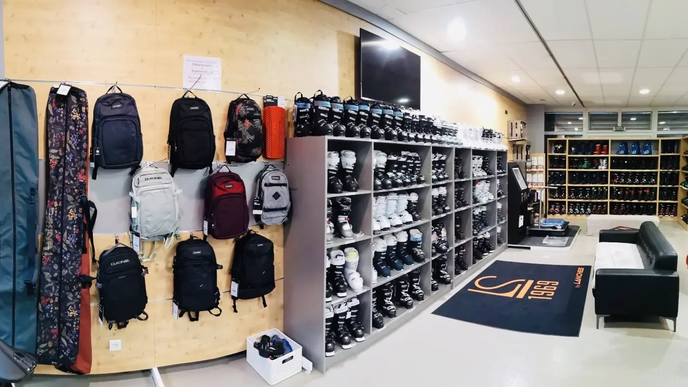 Vêtements et accessoires