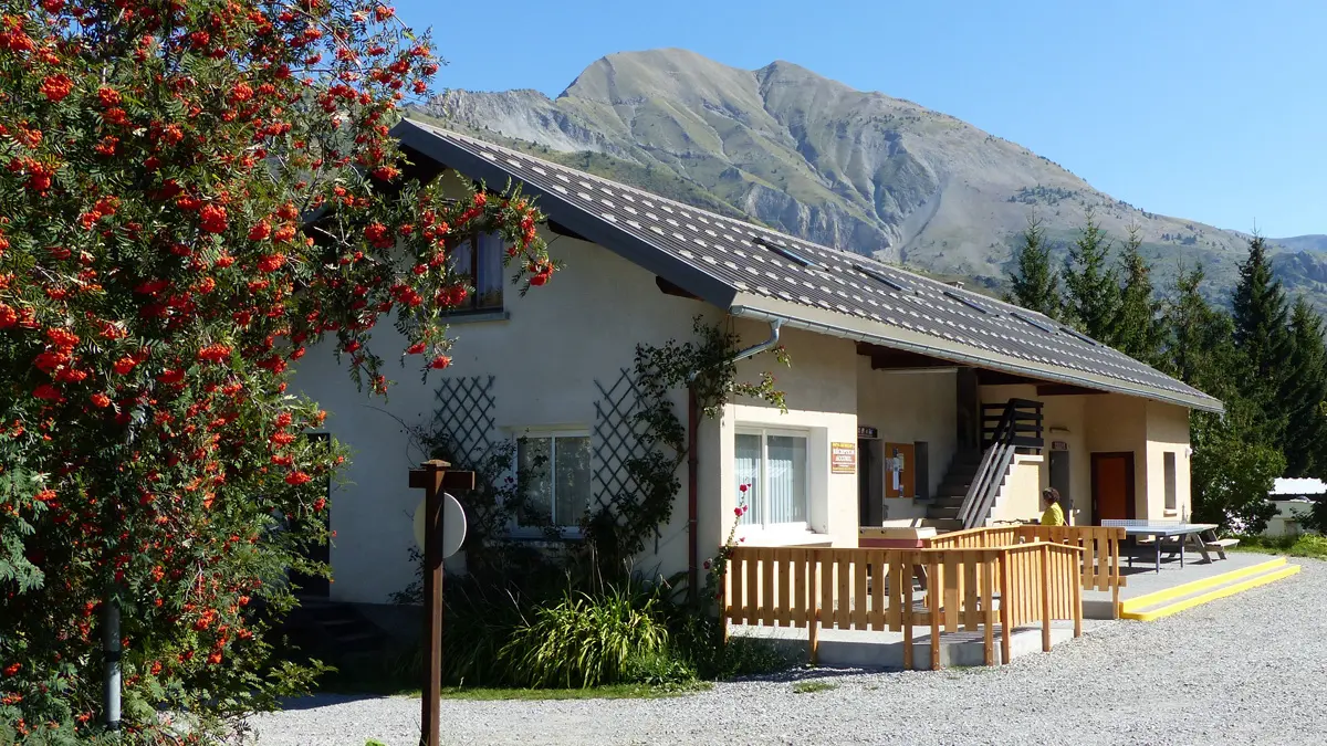 Camping Les Taillas à Ancelle, vallée du Champsaur