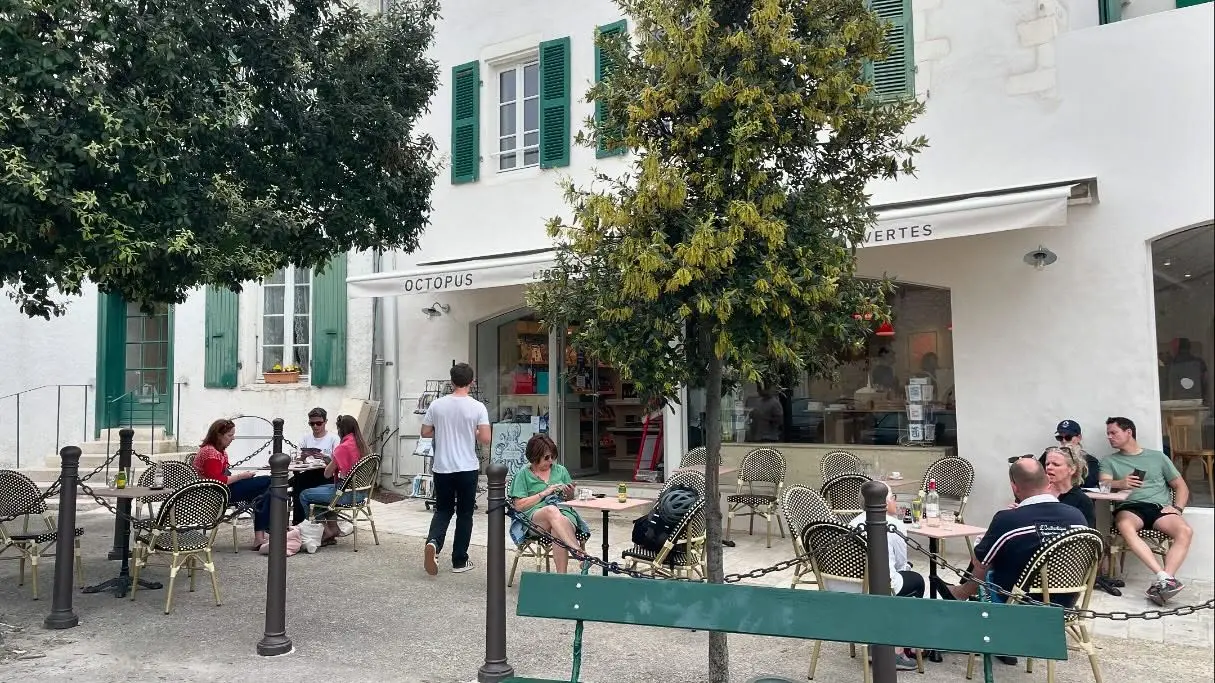 Fachada de la tienda Octopus