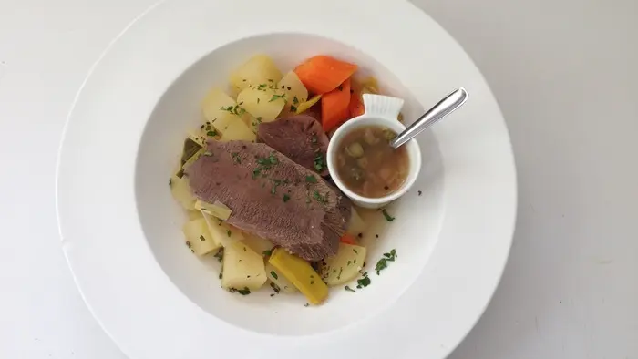 Langue de bœuf Sauce piquante ! Un vrai plat d'Hiver - Villar d'Arène - La Grave