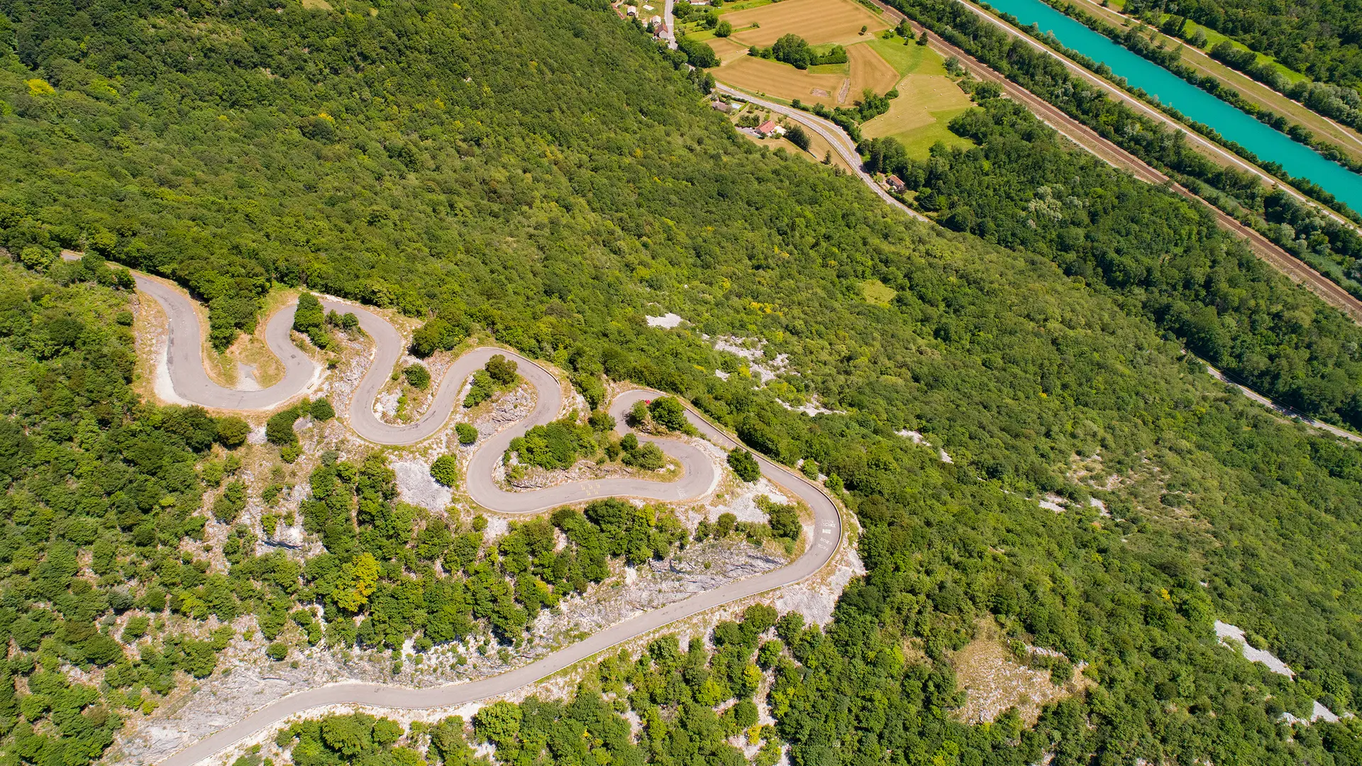 Circuit vélo : Le Grand Colombier et ses lacets_Champagne-en-Valromey
