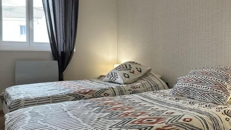 CHAMBRE 1