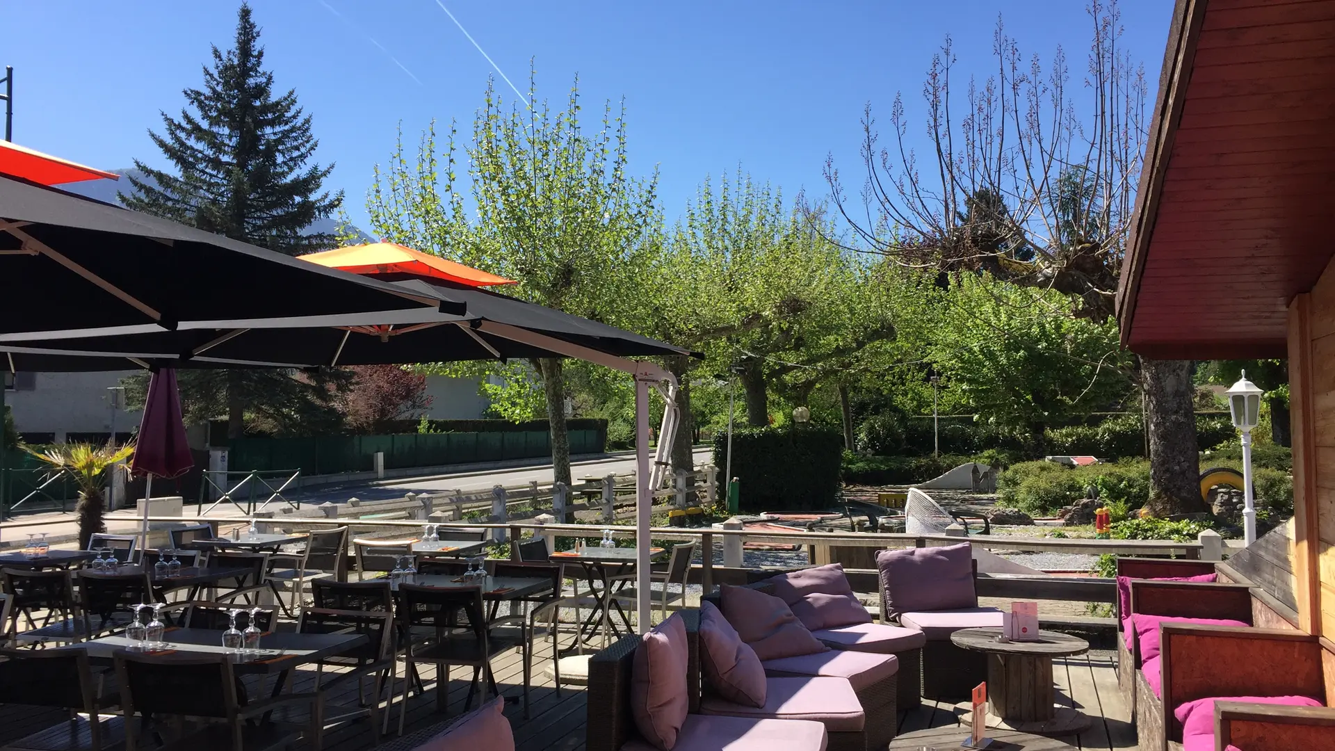 Restaurant bar lounge Lac et Montagne